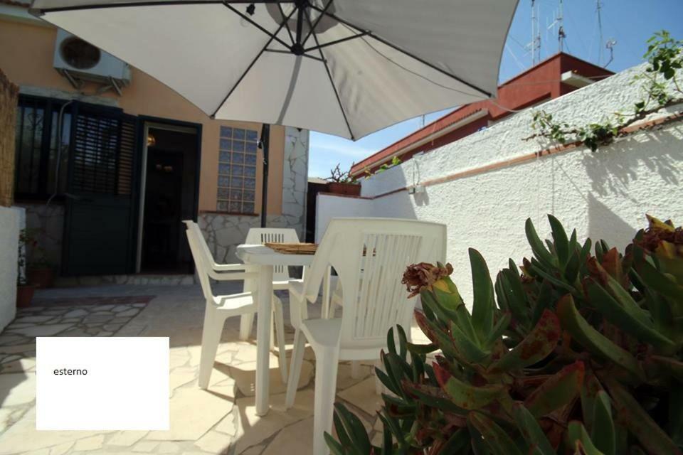 Casa Vacanze Ninfa Avola Bagian luar foto